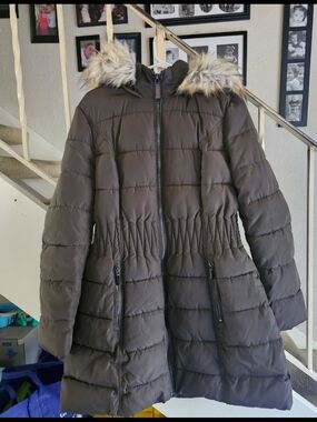 Laundry By Shelli Segal Brown Quilted Hooded Puffer Coat with Faux Fur Trim